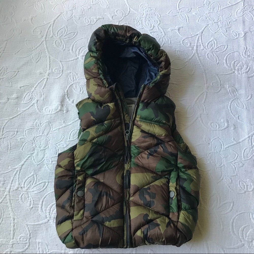 Zara Baby puff vest Sz 3/4 camouflage